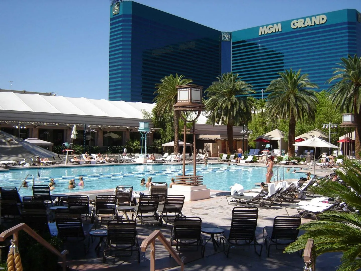 9364 vegas honeymoon suite