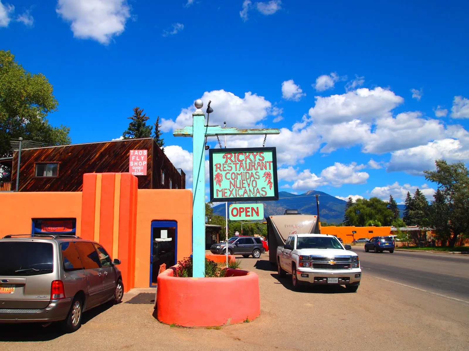 9368 taos historic hotel