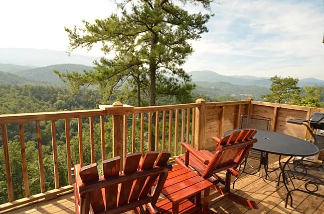 9374 gatlinburg cabin interior