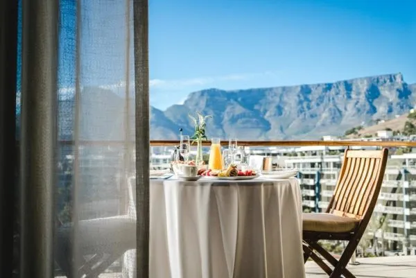 /img/9381-luxury-accommodation-cape-town.webp