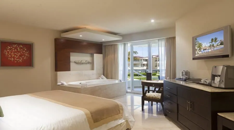 9385 palace resorts honeymoon memories