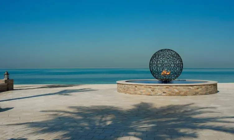 9390 jumeirah al naseem honeymoon