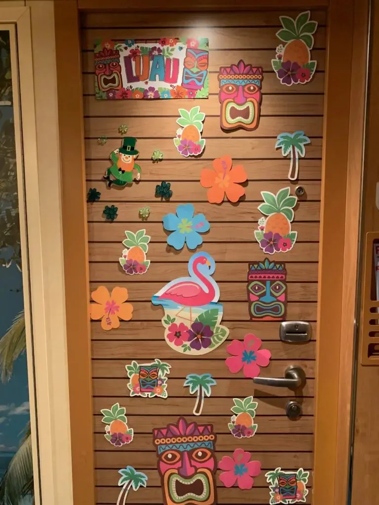 9396 welcome sign decorations