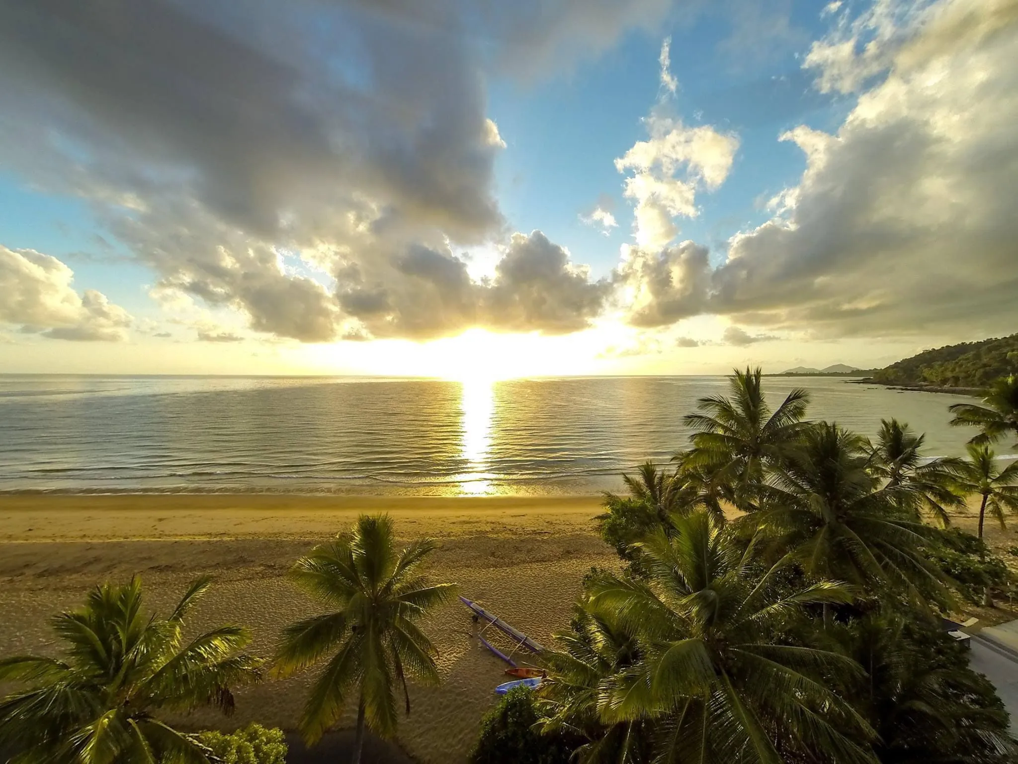 9398 port douglas honeymoon