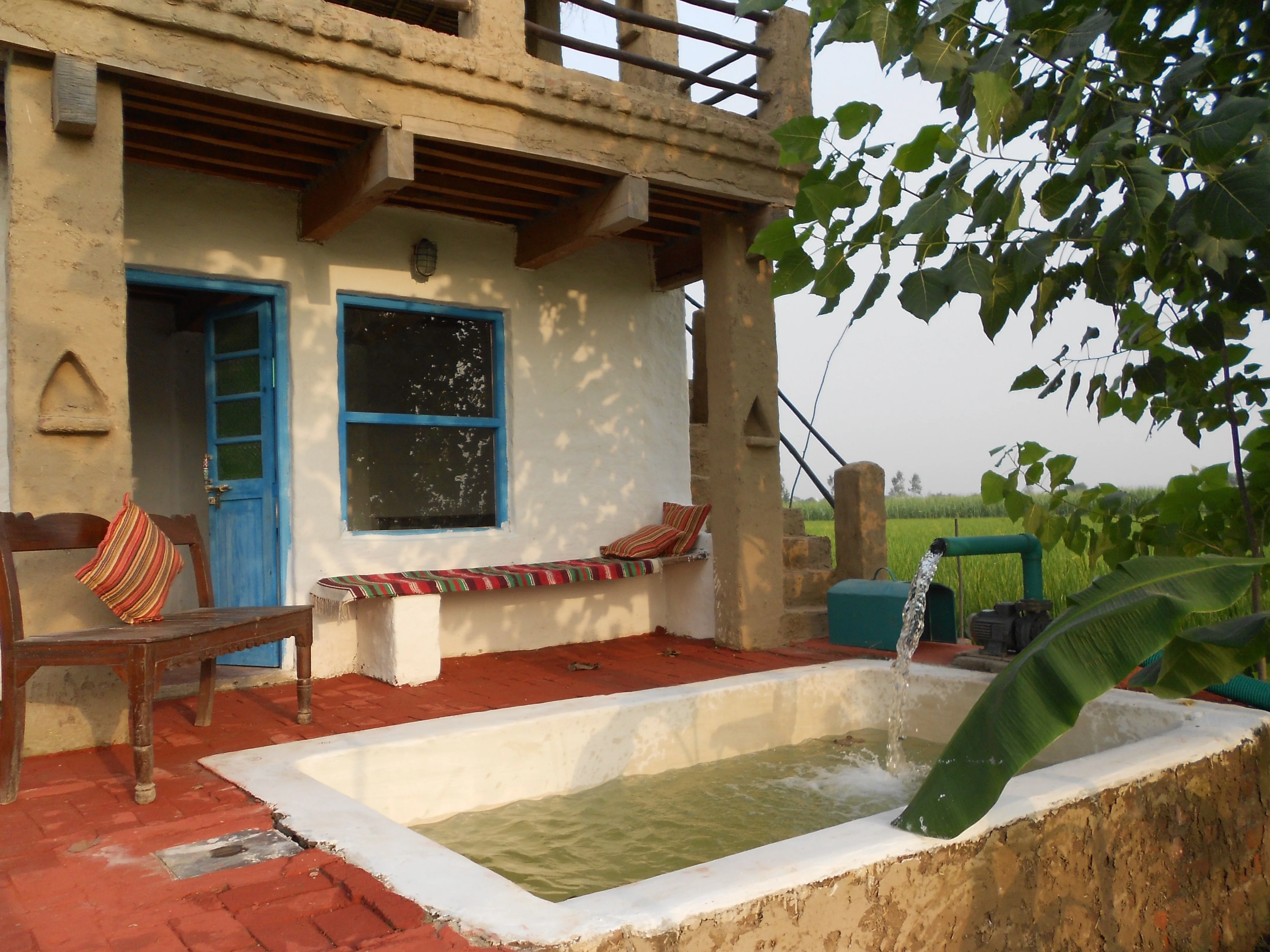 9415 fiji honeymoon plunge pool