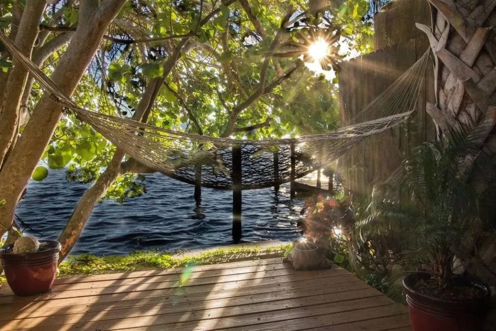 9419 kauai waterfall