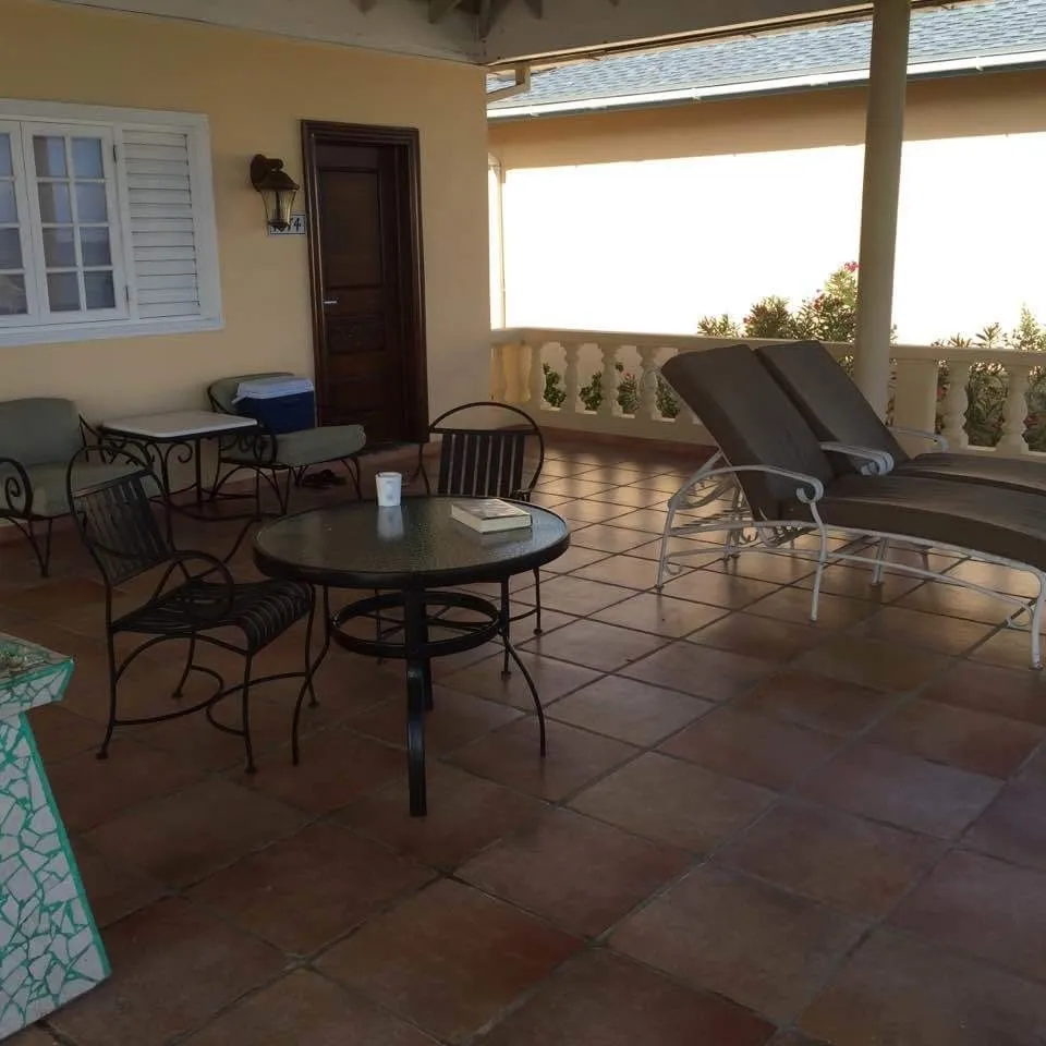 9425 durable sandals