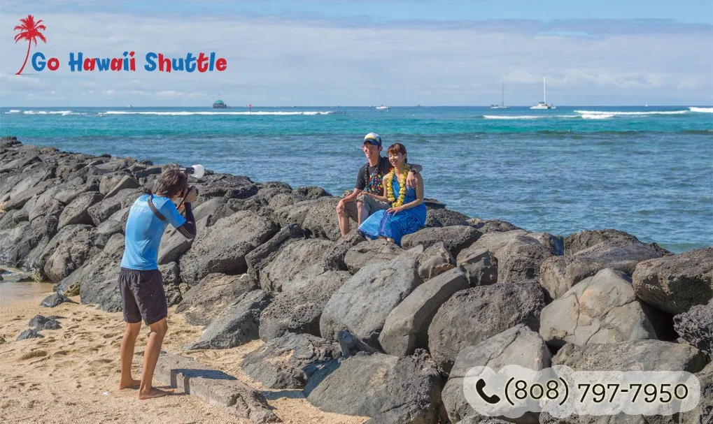 9430 couple on maui beach