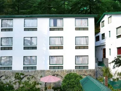 9479 honeymoon inn shimla room
