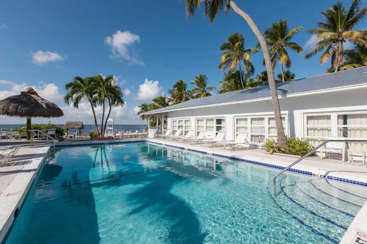 9480 sunset key cottages