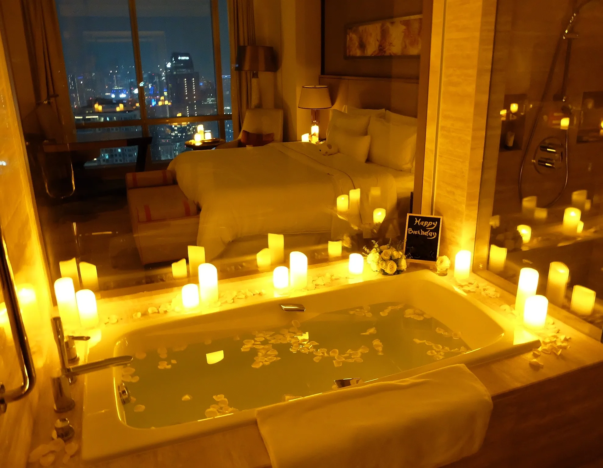 9482 romantic honeymoon bed decoration 5