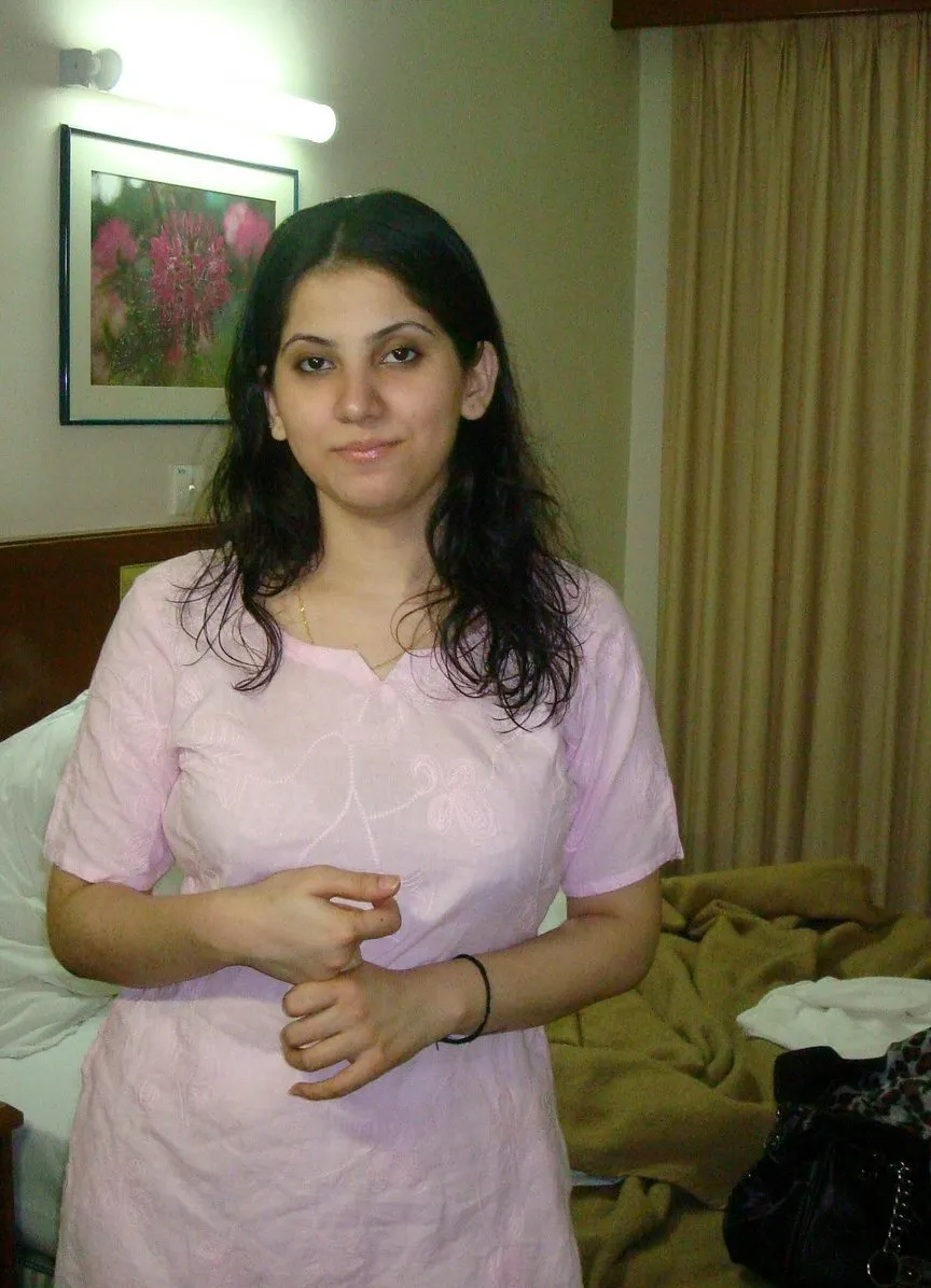 9491 poland honeymoon couple