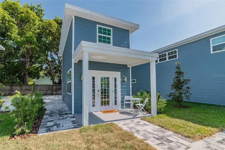 9501 beachfront villa