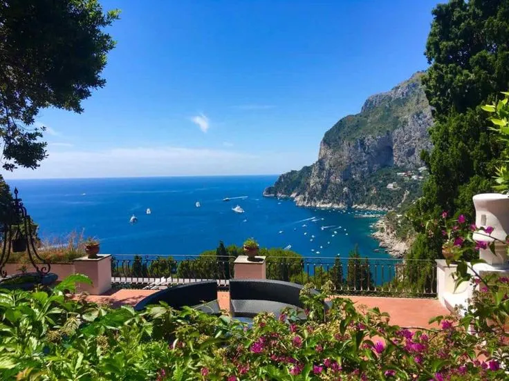 9546 amalfi coast beach