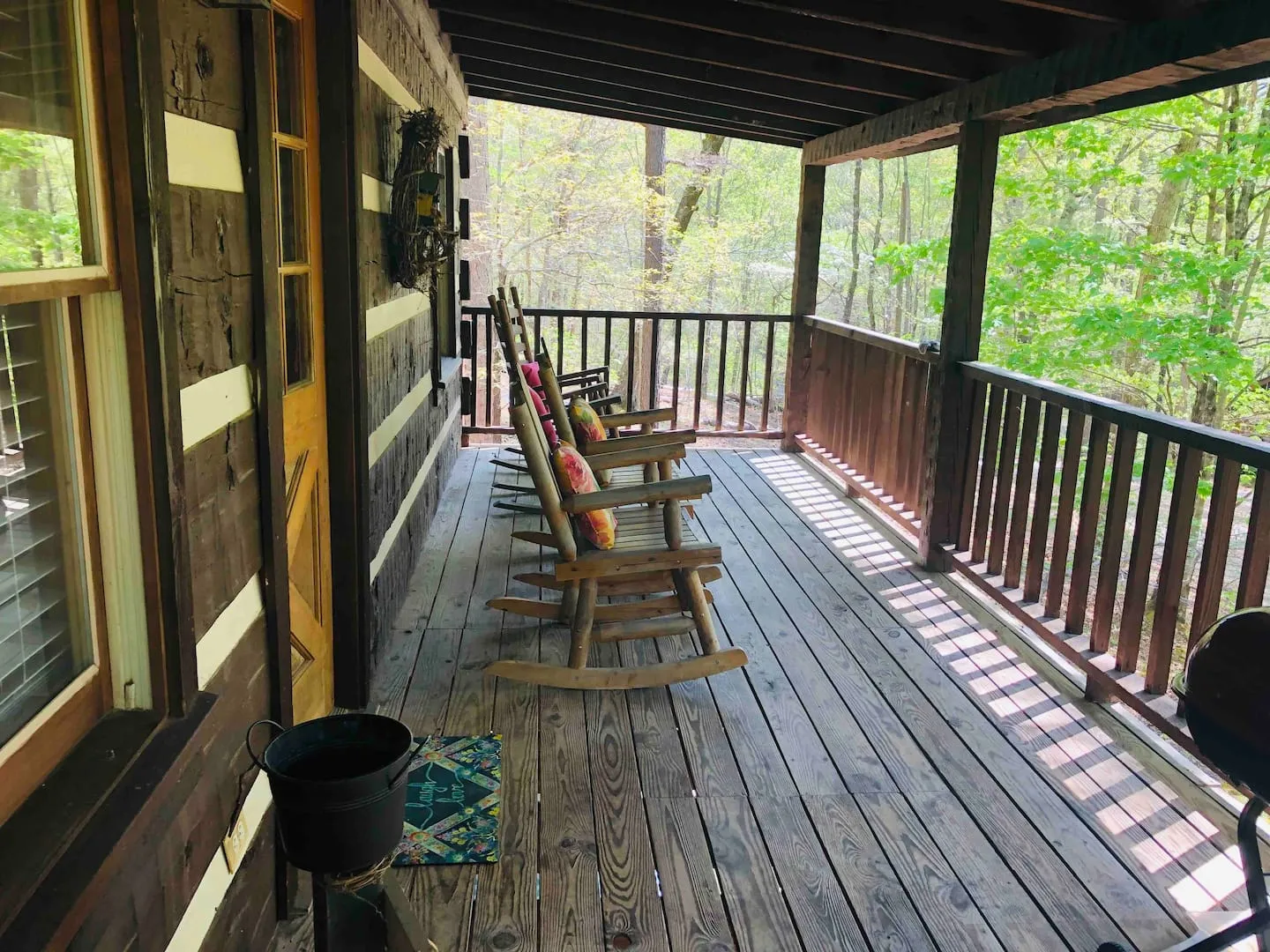 9565 pigeon forge cabin fireplace