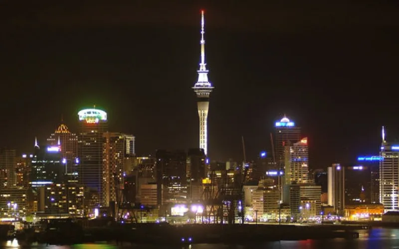 9566 fiordland honeymoon hiking