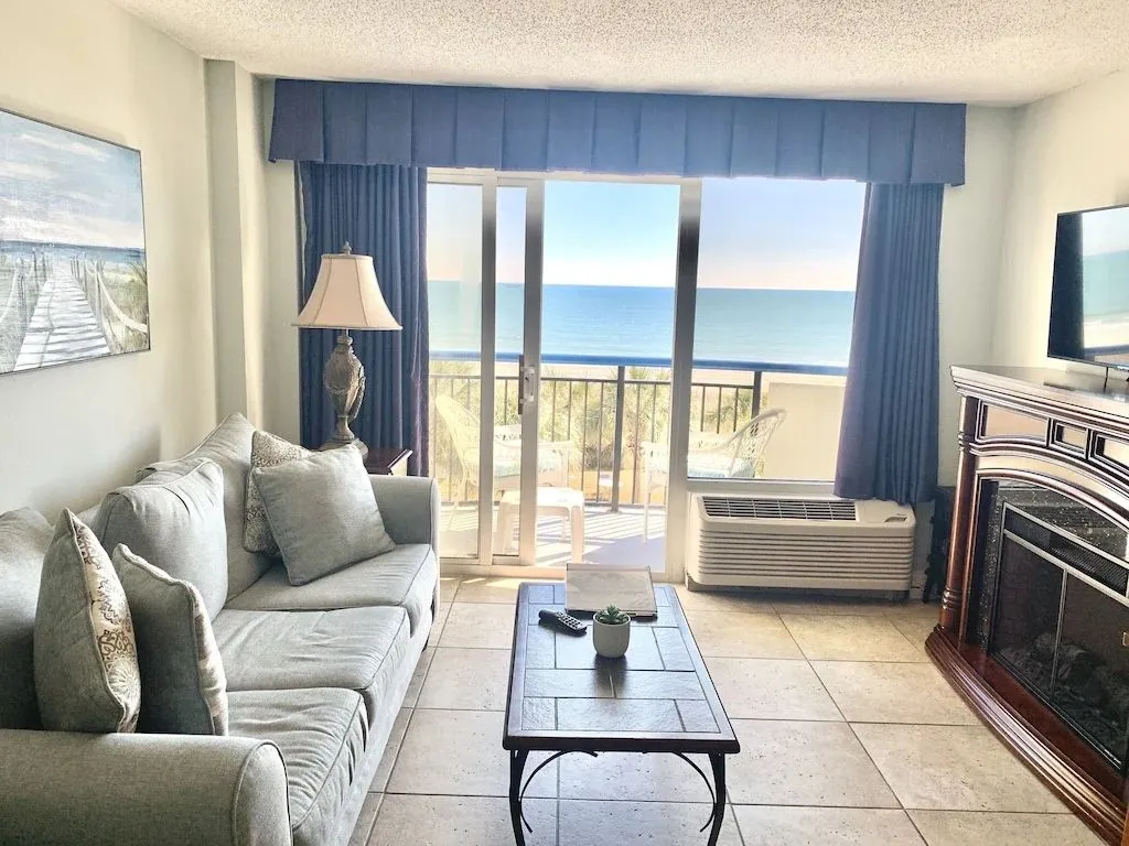 9624 honeymoon suite amenities